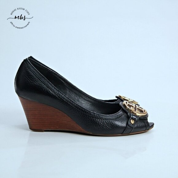 Tory Burch Letitia Leather Peep Toe Wedge Black Gold Women 6.5 - Picture 1 of 13
